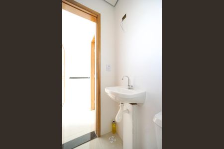 Banheiro de apartamento para alugar com 1 quarto, 31m² em Penha de França, São Paulo