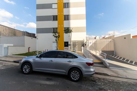Apartamento à venda com 29m², 2 quartos e sem vaga Apartamento à venda com 29m², 2 quartos e sem vagaFachada + Placa