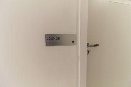 Apartamento à venda com 29m², 2 quartos e sem vaga Apartamento à venda com 29m², 2 quartos e sem vagaLounge