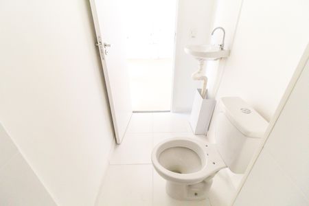 Apartamento à venda com 29m², 2 quartos e sem vaga Apartamento à venda com 29m², 2 quartos e sem vagaBanheiro