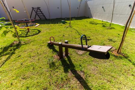 Apartamento à venda com 29m², 2 quartos e sem vaga Apartamento à venda com 29m², 2 quartos e sem vagaÁrea comum - Playground