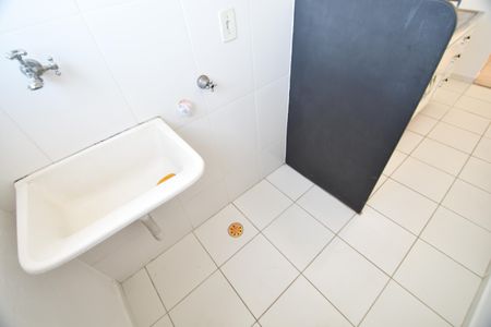Apartamento para alugar com 49m², 2 quartos e 1 vagaÁrea de Serviço