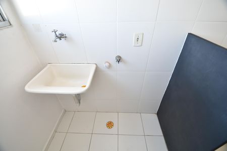 Apartamento para alugar com 49m², 2 quartos e 1 vagaÁrea de Serviço