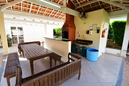 Apartamento para alugar com 49m², 2 quartos e 1 vagaÁrea comum - Churrasqueira