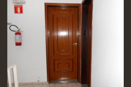 Apartamento para alugar com 75m², 3 quartos e 2 vagas Apartamento para alugar com 75m², 3 quartos e 2 vagasPorta de entrada