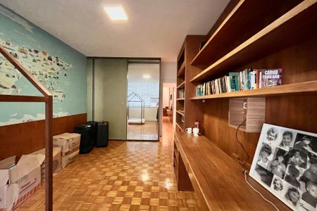 Apartamento à venda com 190m², 3 quartos e 1 vaga Apartamento à venda com 190m², 3 quartos e 1 vagaQuarto 3