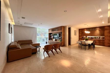 Sala  de apartamento à venda com 3 quartos, 190m² em Copacabana, Rio de Janeiro