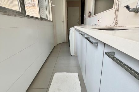 Apartamento à venda com 190m², 3 quartos e 1 vaga Apartamento à venda com 190m², 3 quartos e 1 vagaÁrea de Serviço