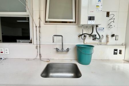 Apartamento à venda com 190m², 3 quartos e 1 vaga Apartamento à venda com 190m², 3 quartos e 1 vagaÁrea de Serviço