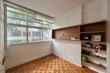 Apartamento à venda com 190m², 3 quartos e 1 vaga Apartamento à venda com 190m², 3 quartos e 1 vagaQuarto 1