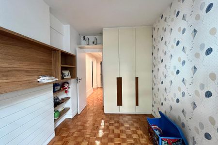 Apartamento à venda com 190m², 3 quartos e 1 vaga Apartamento à venda com 190m², 3 quartos e 1 vagaQuarto 1