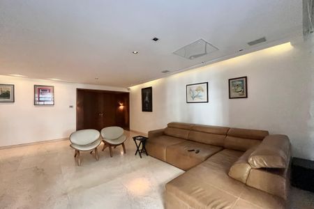 Apartamento à venda com 190m², 3 quartos e 1 vaga Apartamento à venda com 190m², 3 quartos e 1 vagaSala