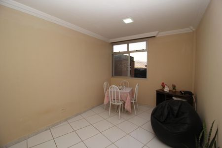 sala de apartamento à venda com 2 quartos, 72m² em Estrela Dalva, Belo Horizonte