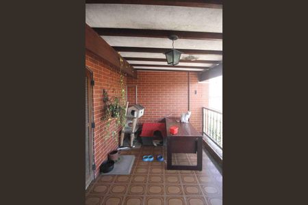 Casa para alugar com 220m², 3 quartos e 2 vagasVaranda