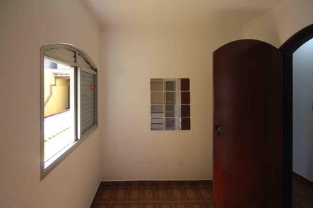 Casa para alugar com 220m², 3 quartos e 2 vagasQuarto 02