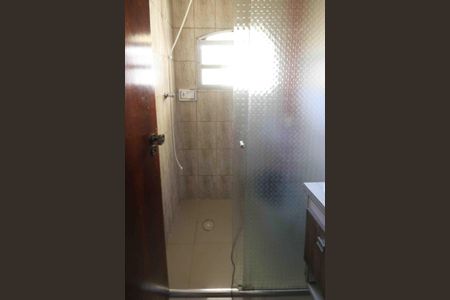 Casa para alugar com 220m², 3 quartos e 2 vagasBanheiro da Suite