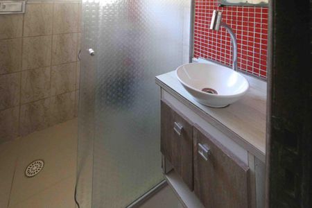 Casa para alugar com 220m², 3 quartos e 2 vagasBanheiro da Suite