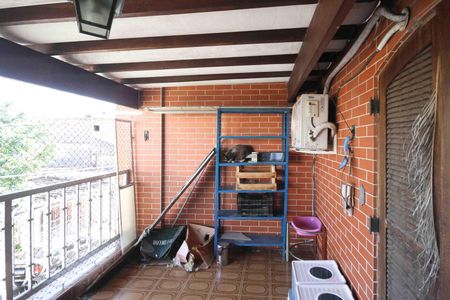 Casa para alugar com 220m², 3 quartos e 2 vagasVaranda