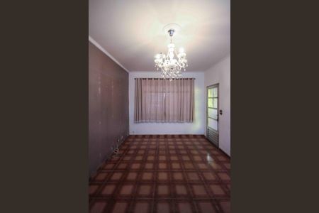 Casa para alugar com 220m², 3 quartos e 2 vagasSala