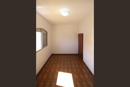 Casa para alugar com 220m², 3 quartos e 2 vagasQuarto