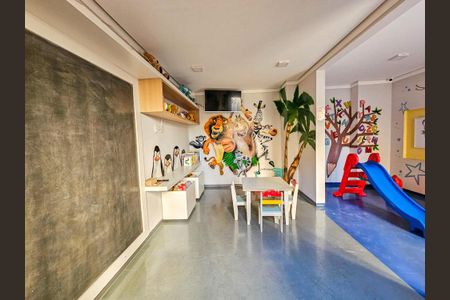 Apartamento à venda com 33m², 2 quartos e sem vagaÁrea comum - Playground