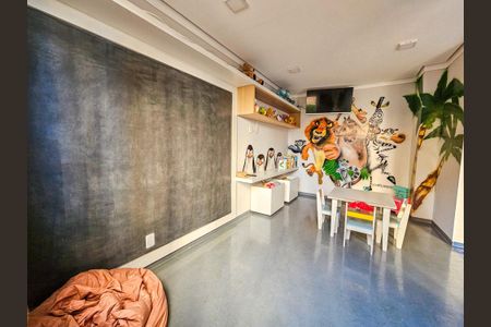 Apartamento à venda com 33m², 2 quartos e sem vagaÁrea comum - Playground