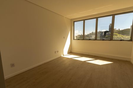 Sala de kitnet/studio à venda com 1 quarto, 32m² em Estoril, Belo Horizonte