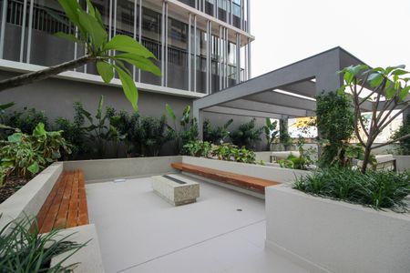 Apartamento para alugar com 34m², 1 quarto e sem vagaÁrea comum - Praça de Fogo