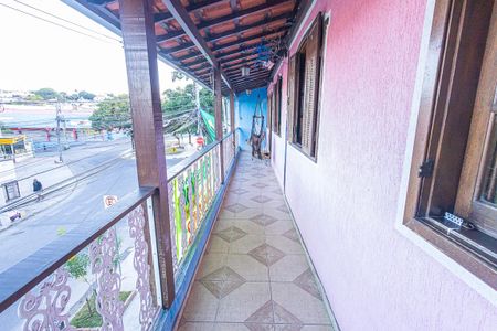Casa à venda com 550m², 4 quartos e 5 vagas Casa à venda com 550m², 4 quartos e 5 vagasvaranda