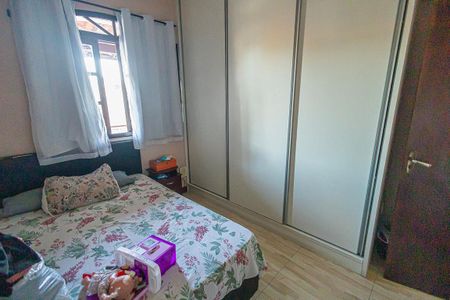 Casa à venda com 550m², 4 quartos e 5 vagas Casa à venda com 550m², 4 quartos e 5 vagasquarto 2