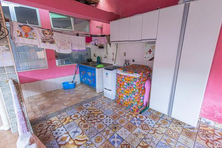 Casa à venda com 550m², 4 quartos e 5 vagas Casa à venda com 550m², 4 quartos e 5 vagasarea de serviço