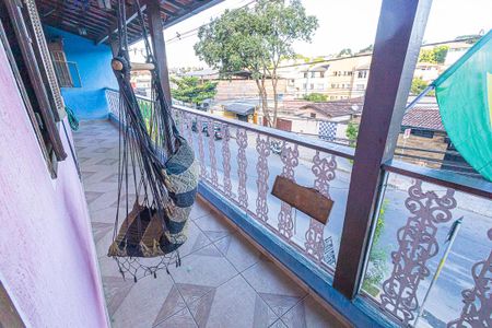 Casa à venda com 550m², 4 quartos e 5 vagas Casa à venda com 550m², 4 quartos e 5 vagasvaranda