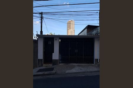 Fachada de casa à venda com 2 quartos, 250m² em Vila Anglo Brasileira, São Paulo