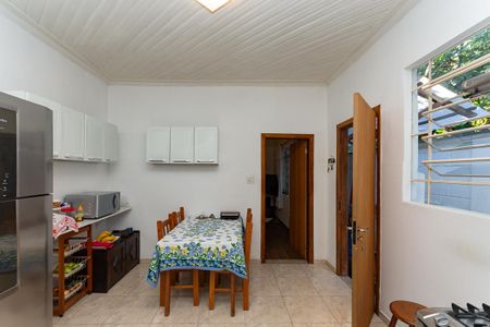 Cozinha de casa à venda com 2 quartos, 250m² em Vila Anglo Brasileira, São Paulo