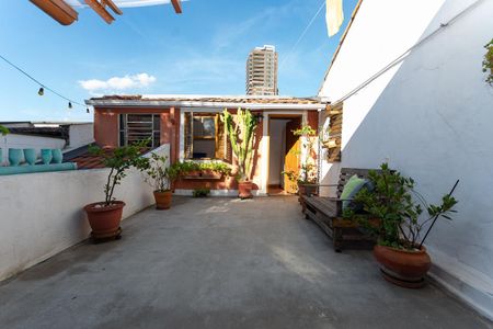 Quintal de casa à venda com 2 quartos, 250m² em Vila Anglo Brasileira, São Paulo