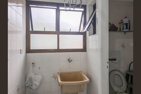 Apartamento para alugar com 86m², 2 quartos e sem vagaCozinha e Área de Serviço