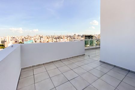 Apartamento para alugar com 135m², 2 quartos e 2 vagas Apartamento para alugar com 135m², 2 quartos e 2 vagasVaranda