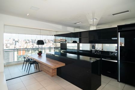 Apartamento para alugar com 135m², 2 quartos e 2 vagas Apartamento para alugar com 135m², 2 quartos e 2 vagasSala / Cozinha