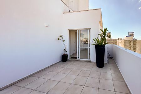 Apartamento para alugar com 135m², 2 quartos e 2 vagas Apartamento para alugar com 135m², 2 quartos e 2 vagasVaranda