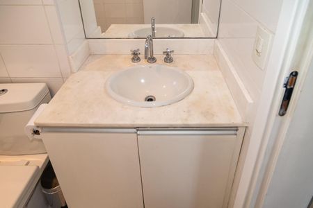 Apartamento para alugar com 135m², 2 quartos e 2 vagas Apartamento para alugar com 135m², 2 quartos e 2 vagasBanheiro Quarto 2- Suíte
