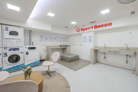 Apartamento para alugar com 135m², 2 quartos e 2 vagas Apartamento para alugar com 135m², 2 quartos e 2 vagasLavanderia