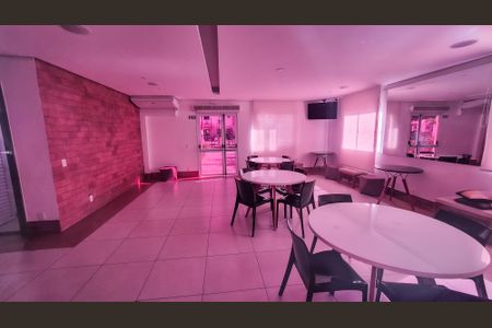 Apartamento para alugar com 45m², 2 quartos e 1 vagaÁrea comum - Salão de Festas