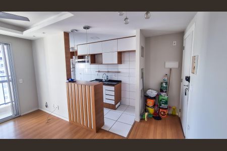 Apartamento para alugar com 45m², 2 quartos e 1 vagaSala