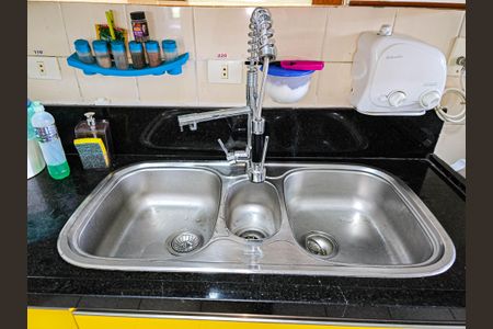 Apartamento para alugar com 76m², 2 quartos e sem vagaCozinha