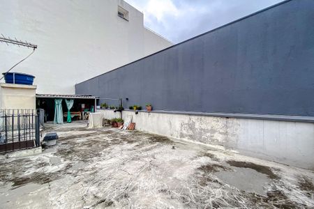 Apartamento à venda com 208m², 2 quartos e sem vaga Apartamento à venda com 208m², 2 quartos e sem vagaSala