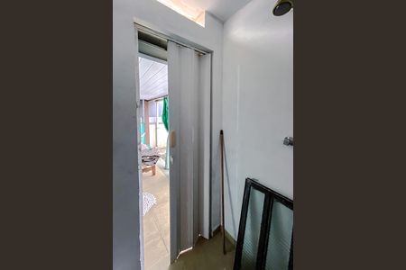 Apartamento à venda com 208m², 2 quartos e sem vaga Apartamento à venda com 208m², 2 quartos e sem vagaLavabo