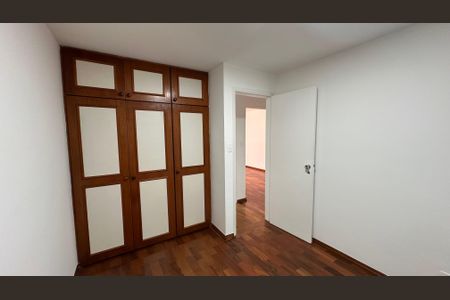 Apartamento para alugar com 69m², 2 quartos e 1 vaga