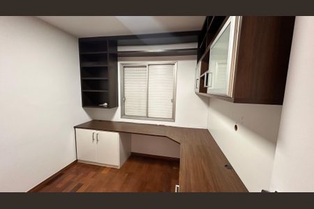 Apartamento para alugar com 69m², 2 quartos e 1 vaga