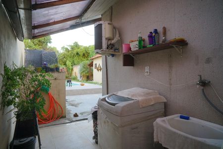 Casa de condomínio para alugar com 100m², 4 quartos e 2 vagas Casa de condomínio para alugar com 100m², 4 quartos e 2 vagasÁrea de Serviço
