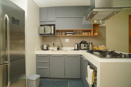 Casa de condomínio para alugar com 100m², 4 quartos e 2 vagas Casa de condomínio para alugar com 100m², 4 quartos e 2 vagasCozinha